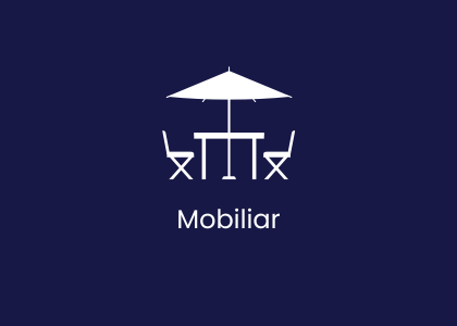 Logo mit einem Tisch und zwei Stühlen unter einem Sonnenschirm, darunter der Text "Mobiliar".